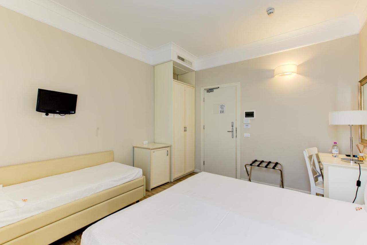 Beyou Hotel Villa Rosa Riccione Exterior foto