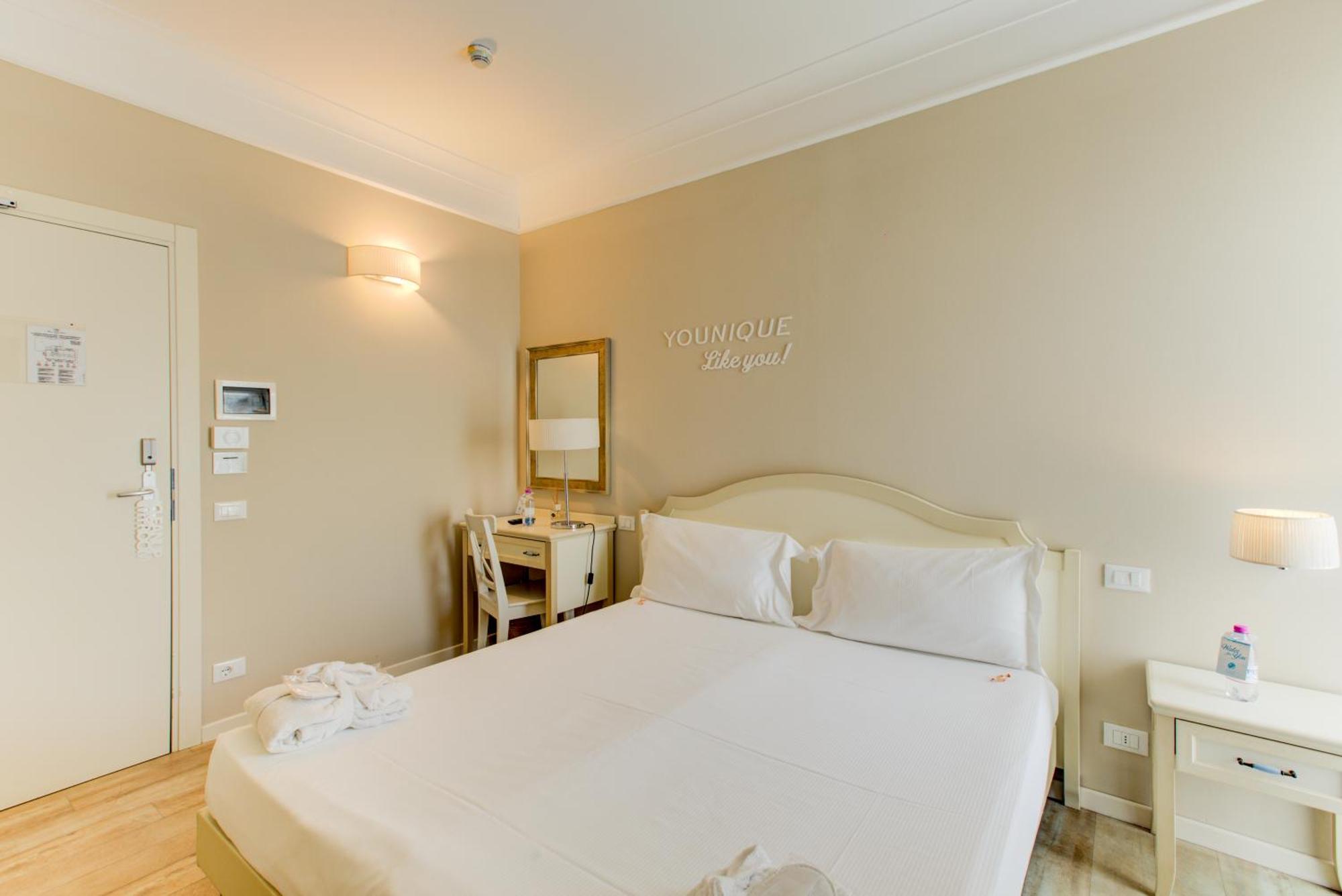 Beyou Hotel Villa Rosa Riccione Zimmer foto